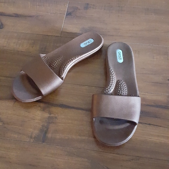 OKA b. Okabashi - Bronze Grace Slip On Sandals - Picture 1 of 4